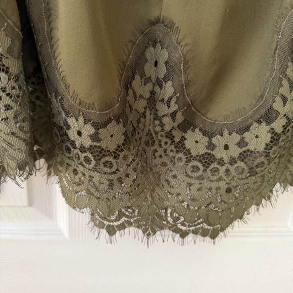 Abercrombie & Fitch Off the Shoulder Lace Top Size Small - Picture 4 of 6